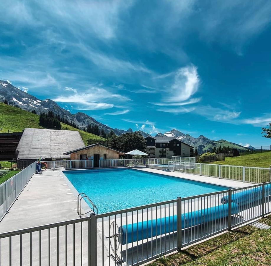 Le Lodge By Lilou Manigod Bagian luar foto