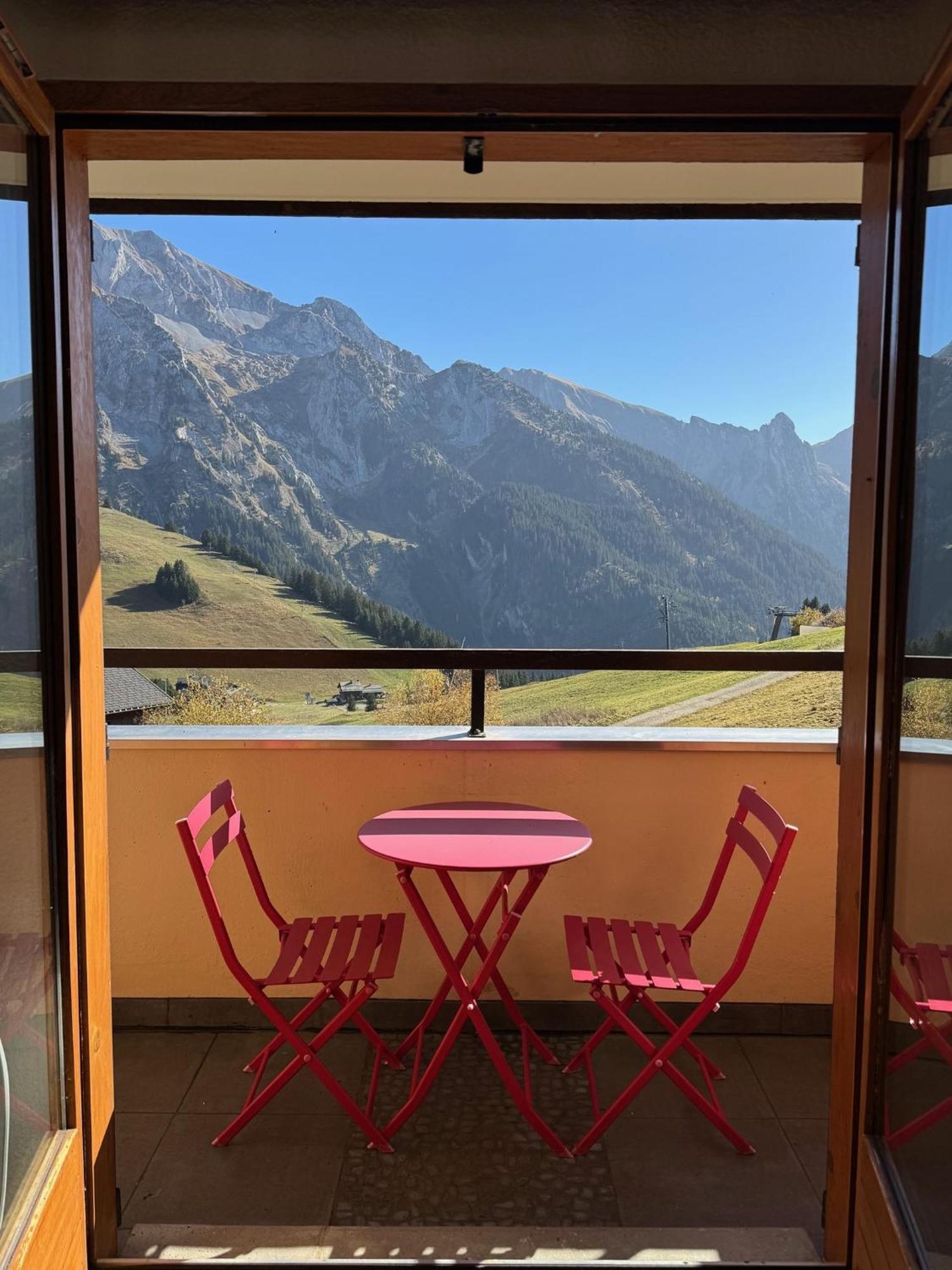 Le Lodge By Lilou Manigod Bagian luar foto
